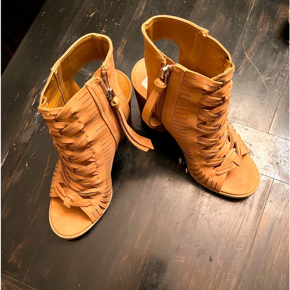 Tan sling back heels